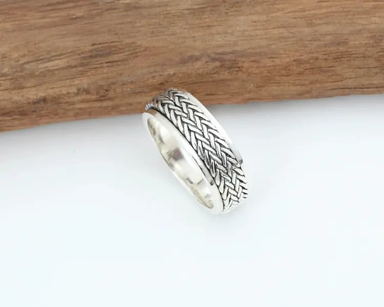 Silver band ring Silver band ring